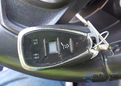 2019 Chevrolet Equinox Lt z USA, uszkodzony, nr VIN 3GNAXUEV1KL199083